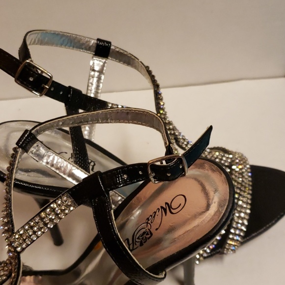 New- Wild Rose Dressing shoes - Picture 6 of 7